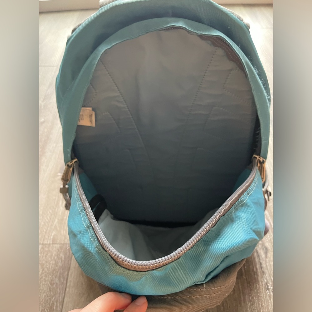 North Face women book bag - Picture 3 of 4